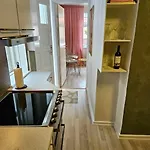 Idyllisk Mini-hus I Det Charmerende Latinerkvarter Apartman