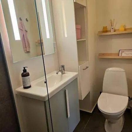 Апартаменты Idyllisk Mini-hus I Det Charmerende Latinerkvarter Выборг