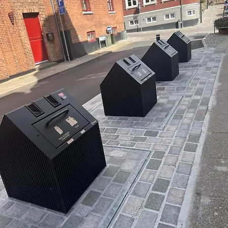 Idyllisk Mini-hus I Det Charmerende Latinerkvarter 아파트 비보르