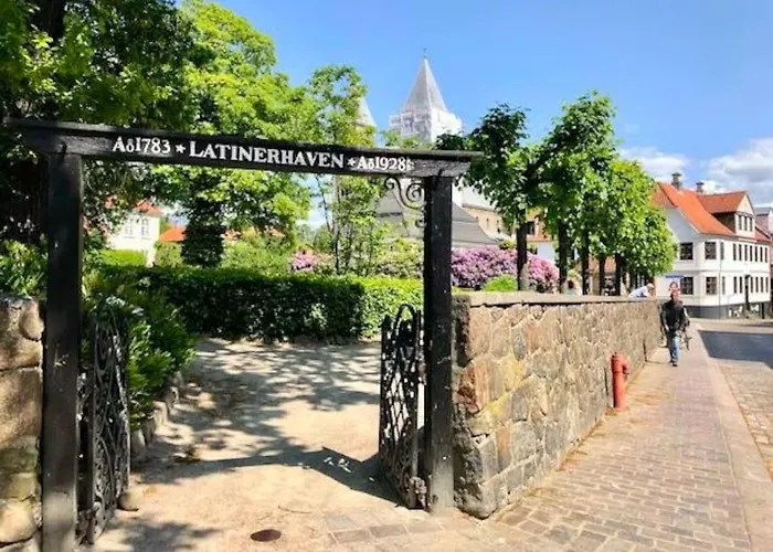 Idyllisk Mini-hus I Det Charmerende Latinerkvarter 아파트 비보르